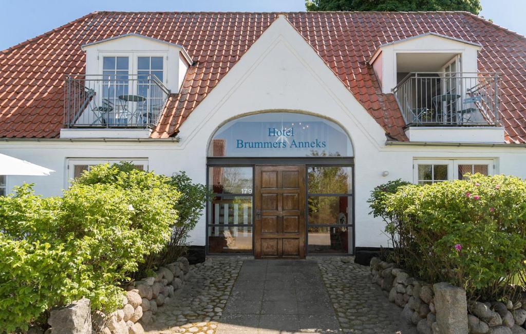 a white building with a door in front of it at Gorgeous Home In Haderslev With Wifi in Haderslev