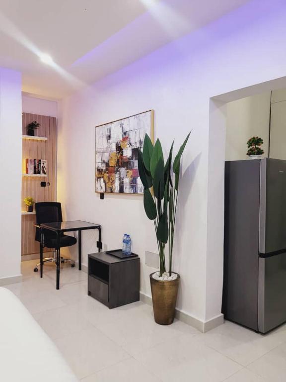 Kuchyň nebo kuchyňský kout v ubytování Stylish Modern Studio Apartment Banana Island Ikoyi