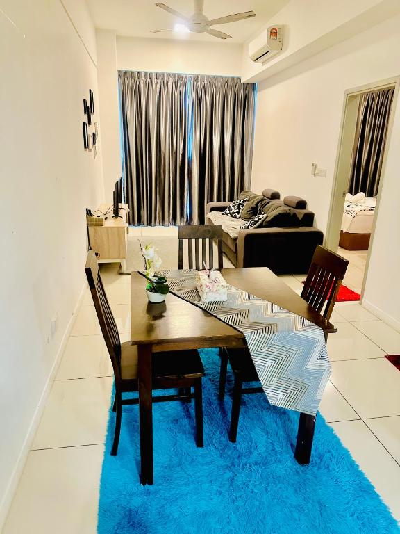 Posezení v ubytování Sutera Luxurious Loft 1