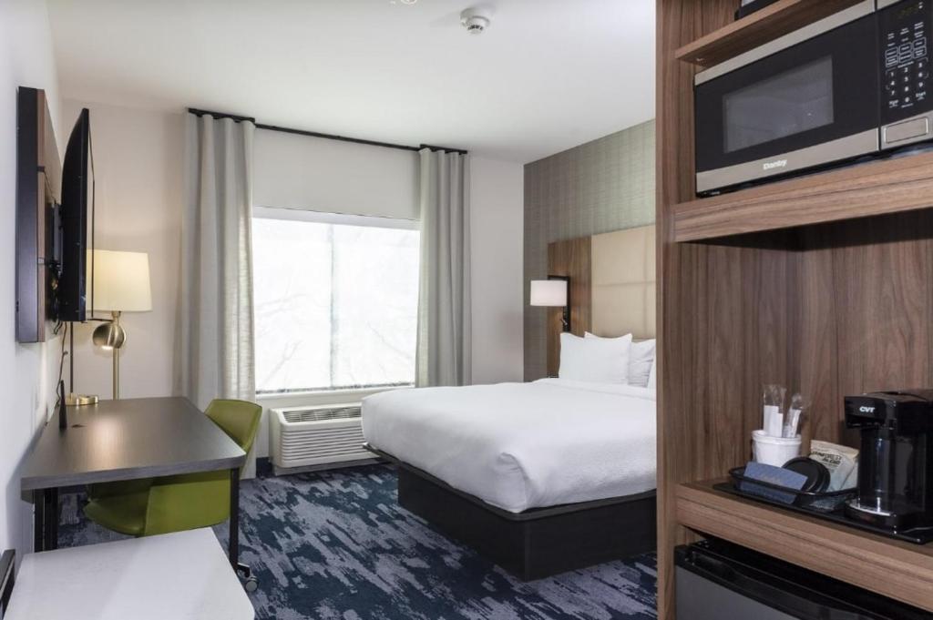 Postel nebo postele na pokoji v ubytování Fairfield Inn & Suites Monahans