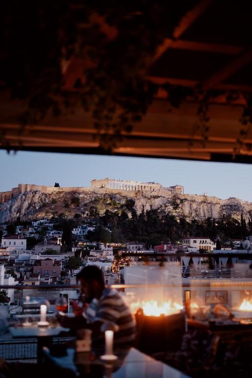 Athens Utopia Ermou - Resim 44