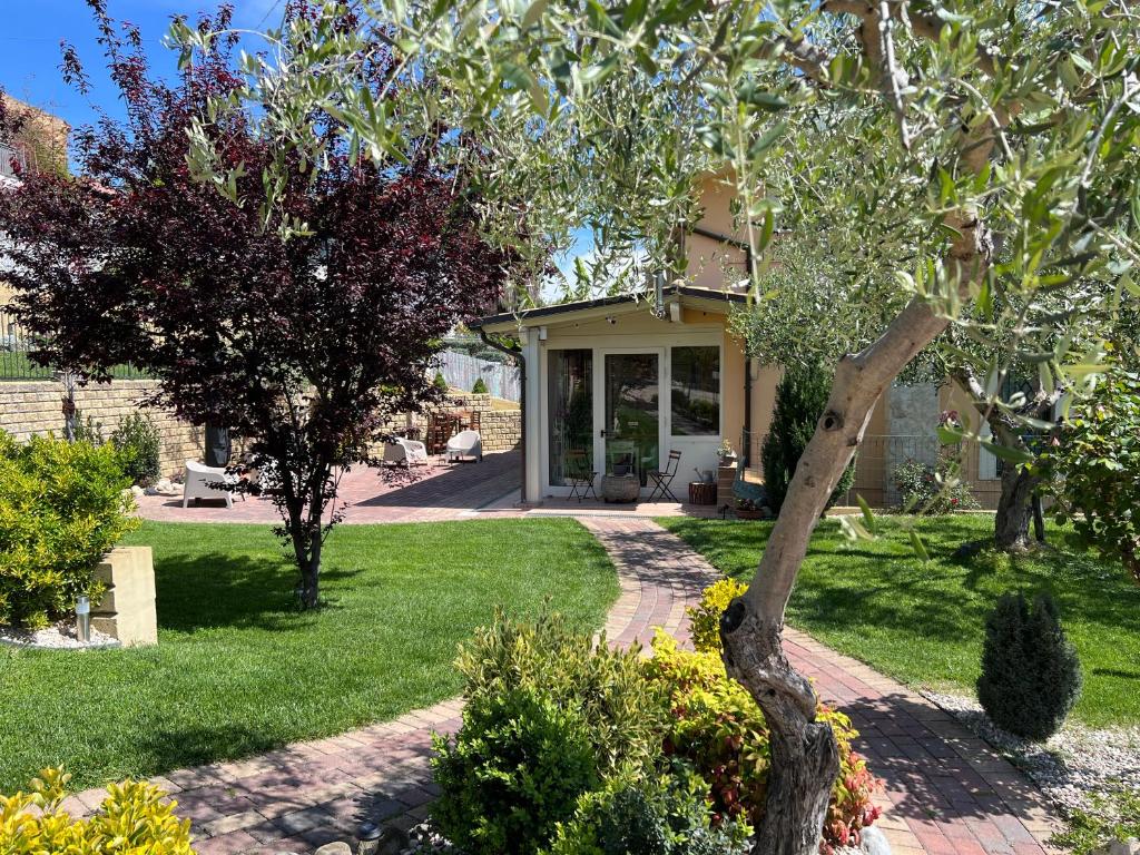 Zahrada ubytování Peperosa in collina B&B