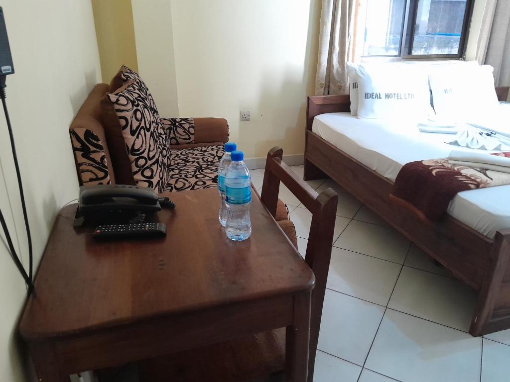 Hotel Ideal - Deluxe Room