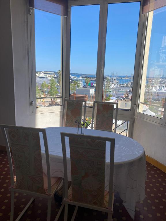 Cannes Privat Residence Holiday Apartments - Hizvo