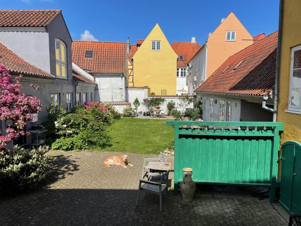 Budova, kde se apartmán nachází
