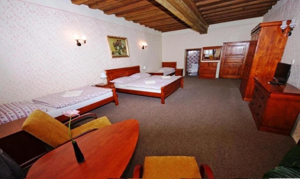 Postel nebo postele na pokoji v ubytování Mini Hotel Abraka & Apartments