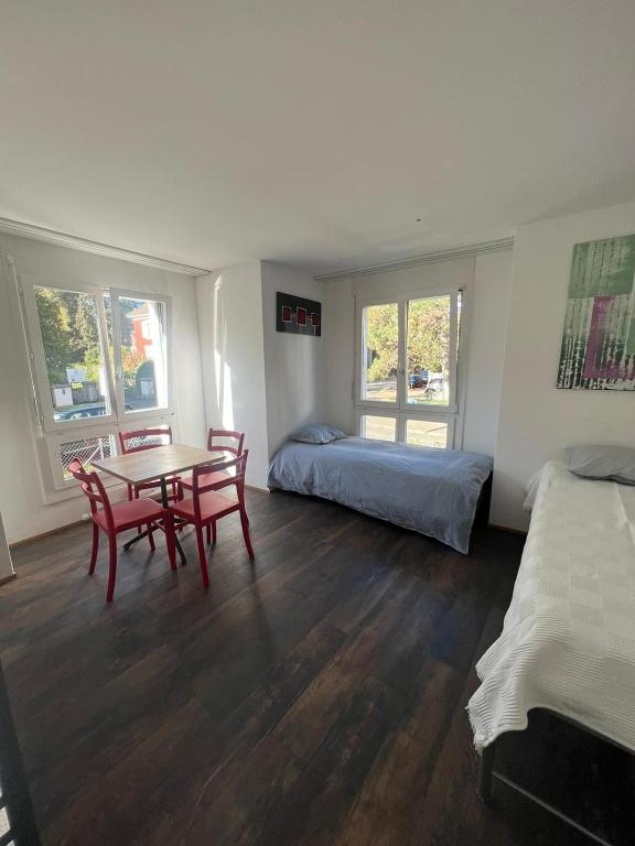 Basel-Stadt Gundeldingen Zimmer 404, - Resim 14