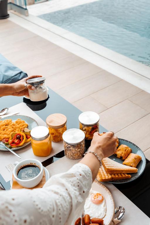 Ennea Muses Rooms and Suites - Resim 4