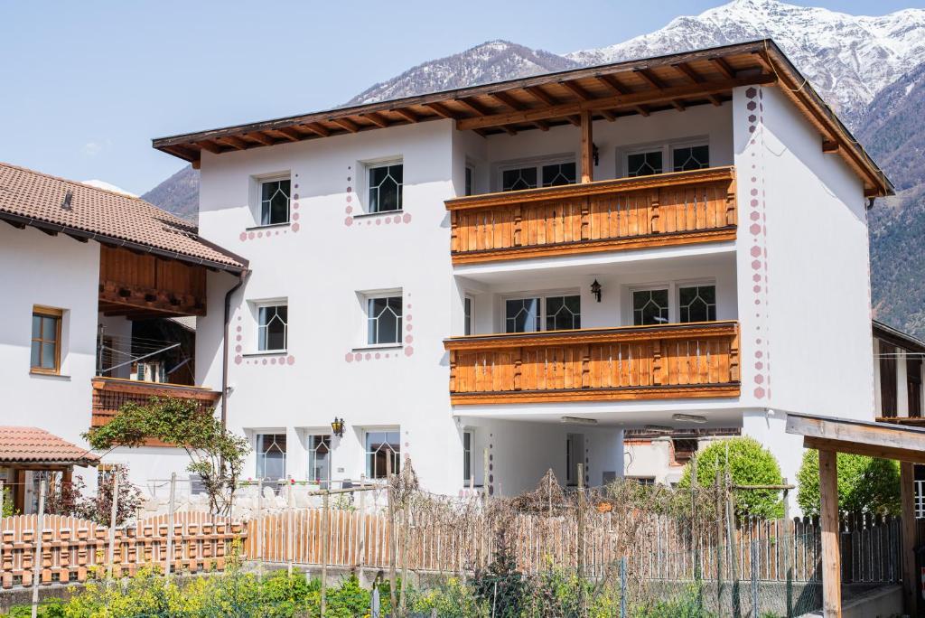 Nespecifikovaný výhled na hory nebo výhled na hory při pohledu z apartmánu