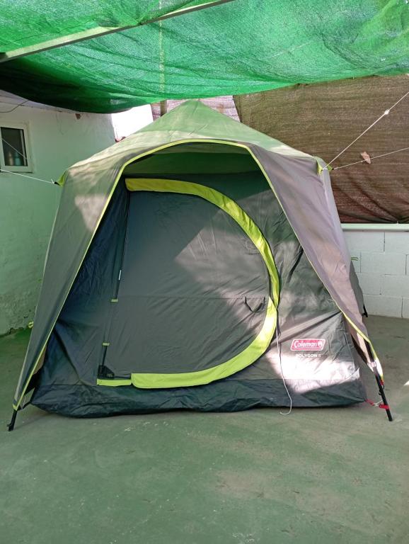 Imagen de la galería de Caravanas y habitaciones para relajarse, en Sax