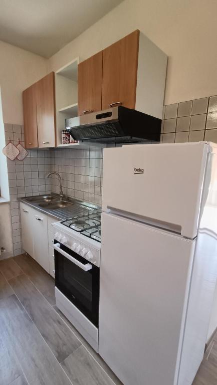 Kuchyň nebo kuchyňský kout v ubytování Il Fiordaliso