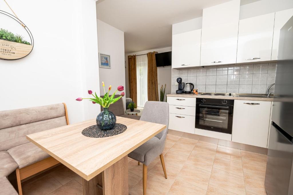 Apartman Kozina 3