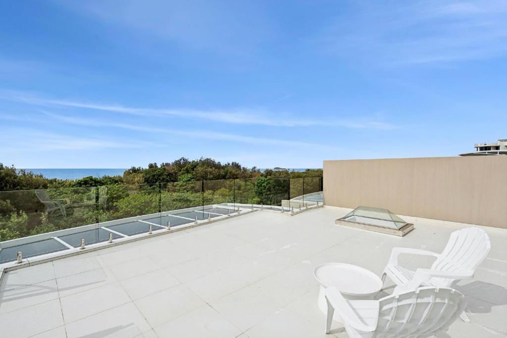 Balkón nebo terasa v ubytování Pandanus Beach House - Direct Beach Access