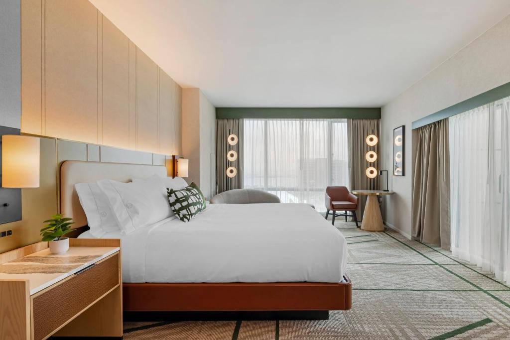 Omni San Diego Hotel - 