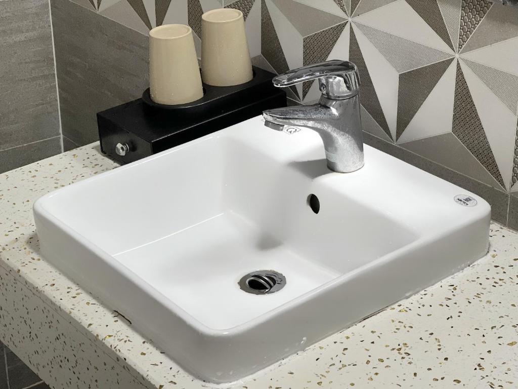 Cat Ba Rose Nhung Hotel - 17