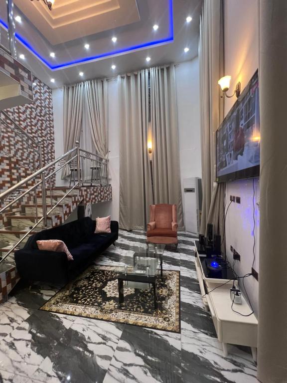 Φωτογραφία από το άλμπουμ του Mr Nti’s Lodging house σε Oheneba Kokobin