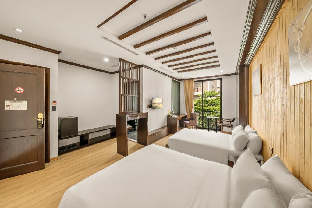 Phòng cho 3 người có Ban Công