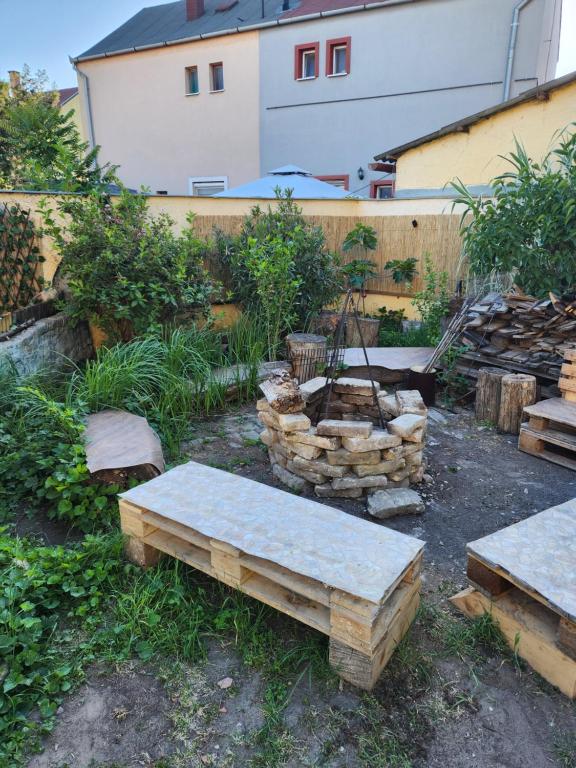 Vonkajšia záhrada v ubytovaní Nagyi Apartman Kecskemét
