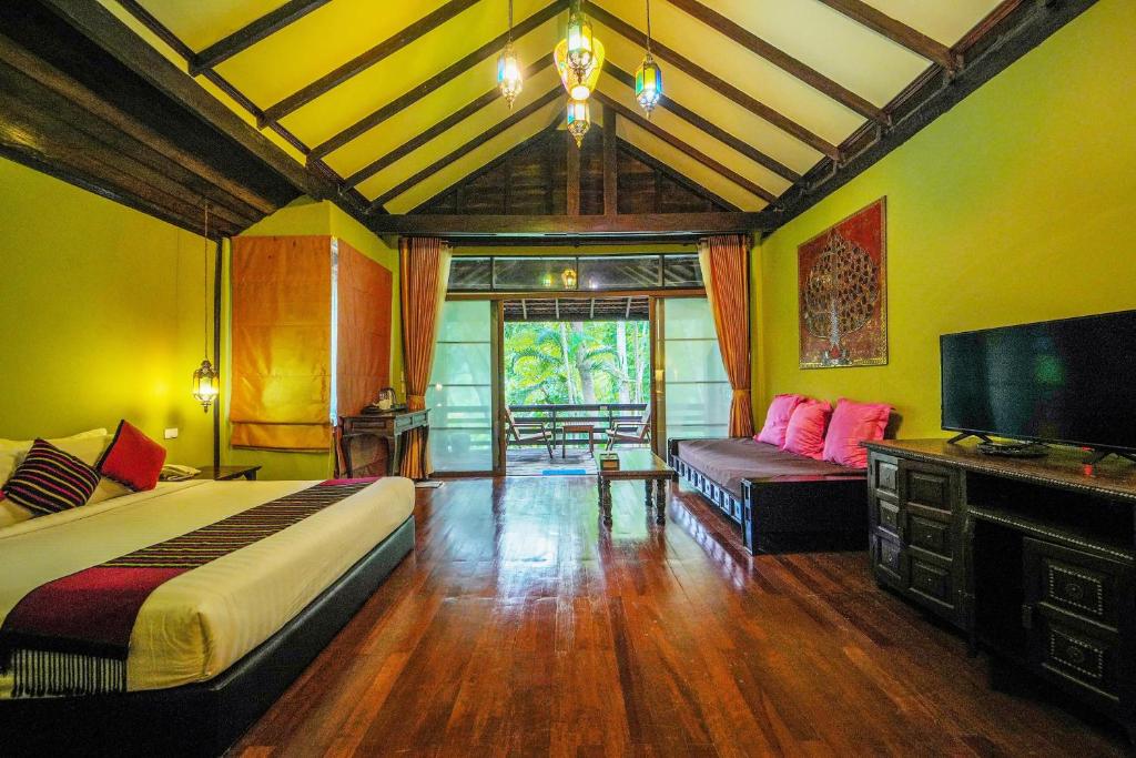 Sukantara Cascade Resort and Spa - 14