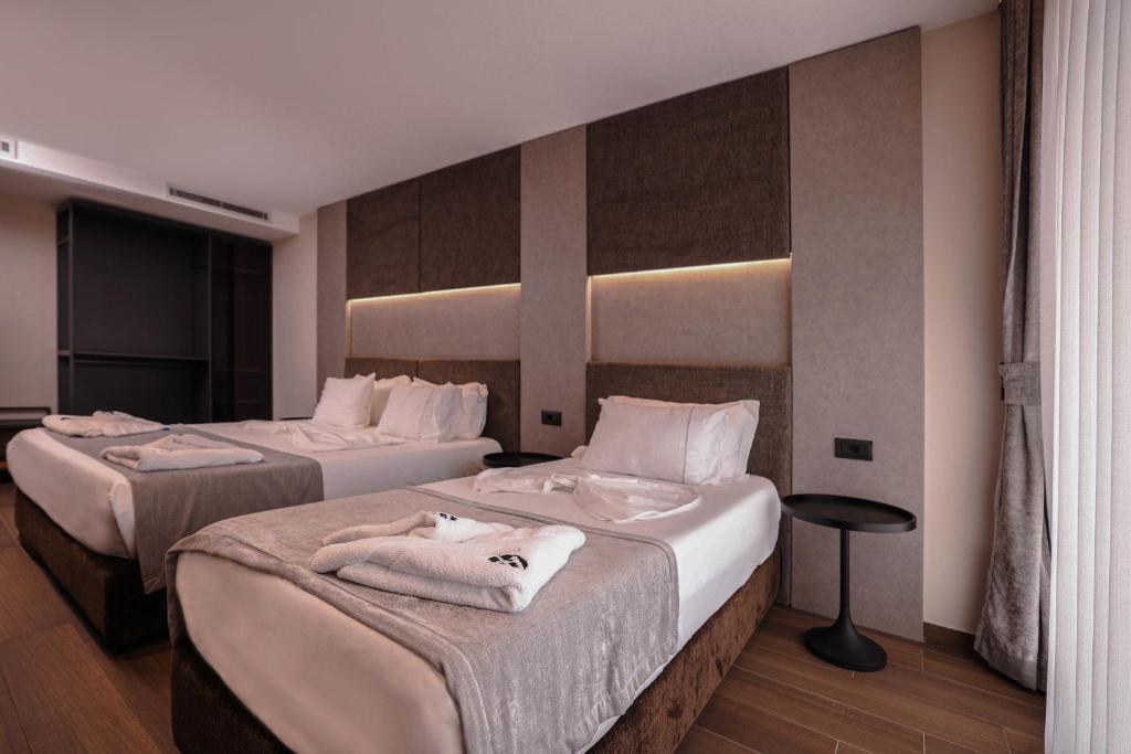 Frojd Kune Resort & Beach Hotel - Familiekamer Met Uitzicht Op Zee