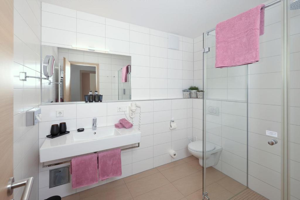 Koupelna v ubytování Hotel Württemberger Hof