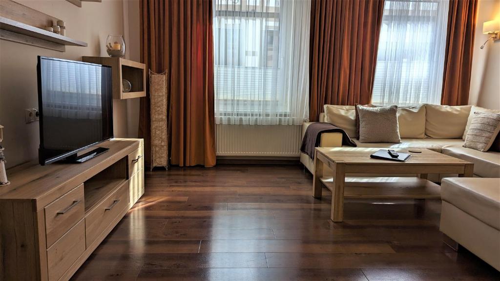 Altstadthotel Goldene Kugel - Süit - Şehir Manzaralı