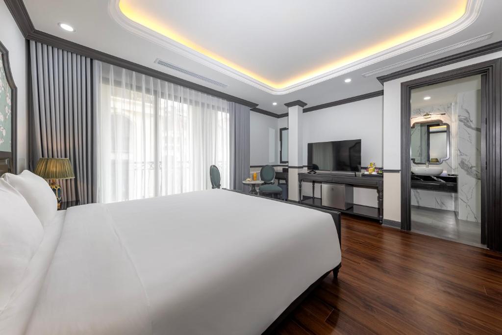 Sapa Soleil Hotel - King Room With Balcony