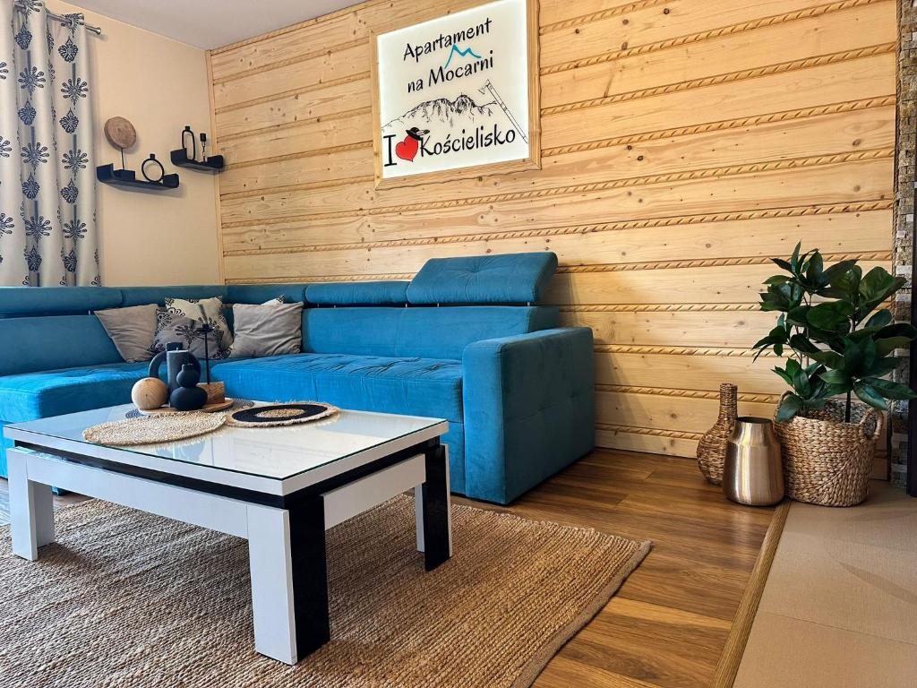 Posedenie v ubytovaní APARTAMENT "NA MOCARNI"