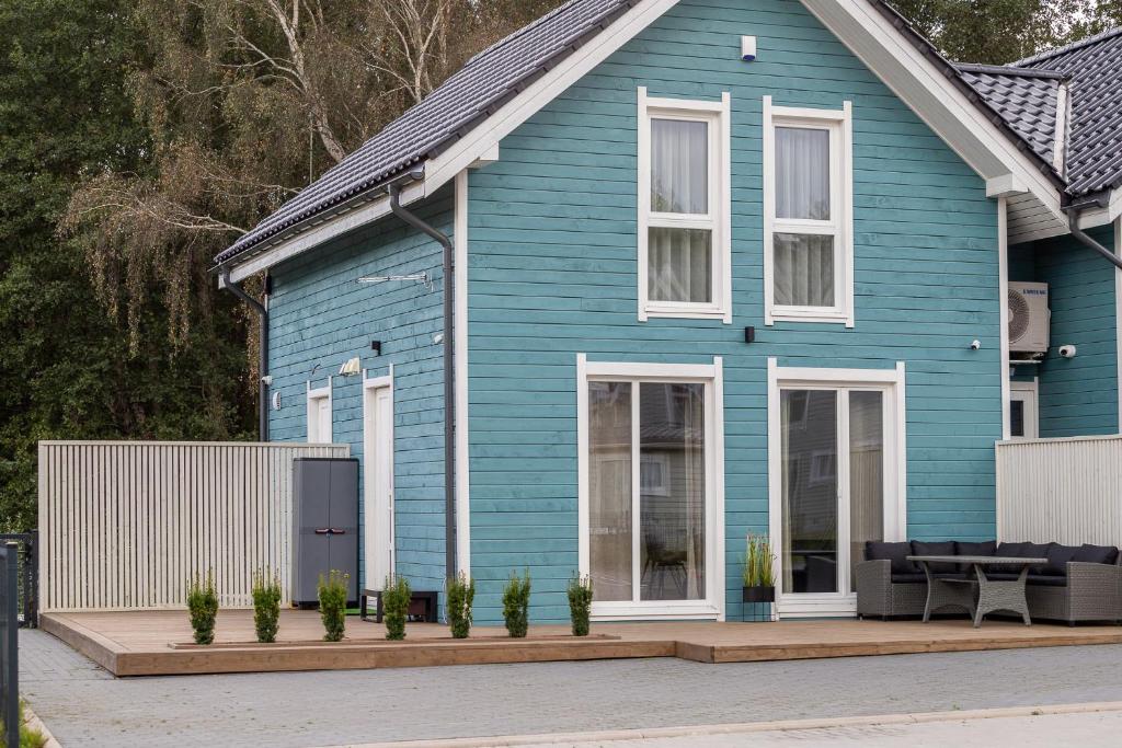 Το κτήριο όπου στεγάζεται  η παραθεριστική κατοικία