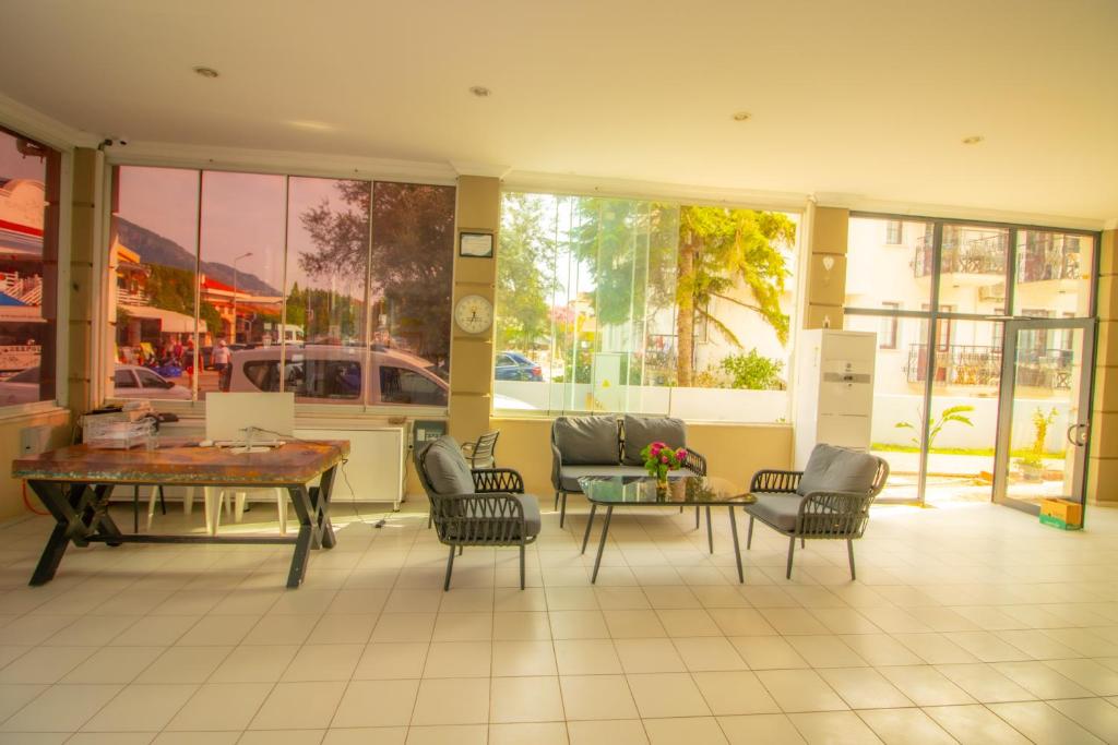 Posezení v ubytování Celeste Hotel