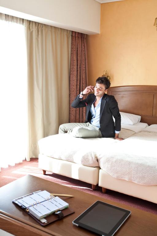 Crystal City Hotel - Resim 25