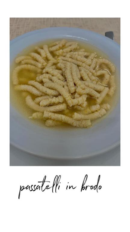 Jídlo v hotelu nebo okolí