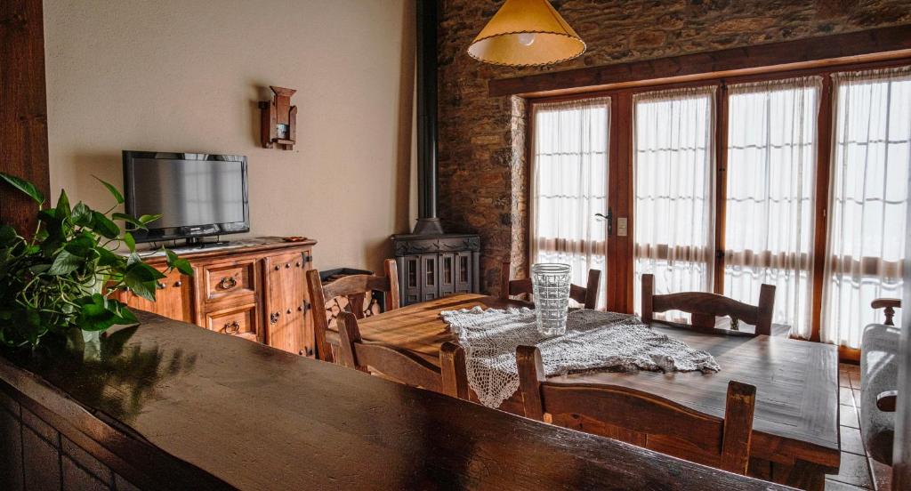 Fotografie z fotogalerie ubytování Can Tubau - Casa rural - Apartaments v destinaci Campelles