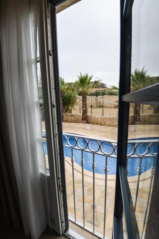 Bazén v ubytování Aqueduct Boutique B&B nebo v jeho okolí