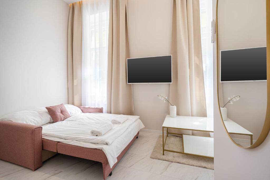 A13- Deluxe Apartments, Best Location, by BQA - Deluxe Apartment