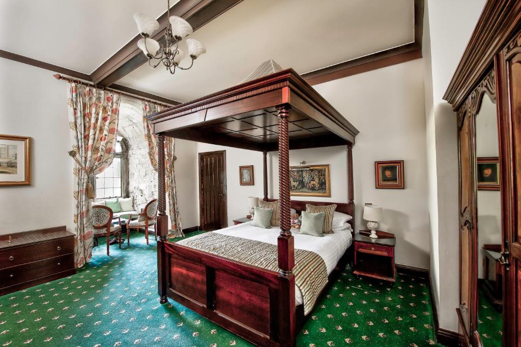 Langley Castle Hotel - 