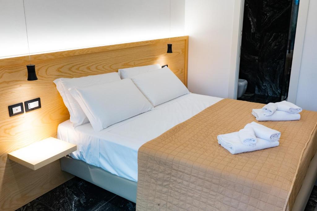 Middle Town Palace - 6