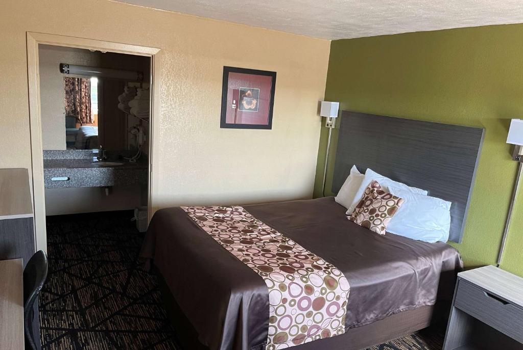 Travelodge by Wyndham Mansfield photo