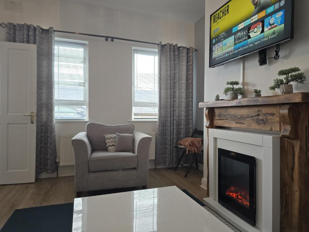 TV a/nebo společenská místnost v ubytování Wild Atlantic Way - Retreat - Sleeps 12