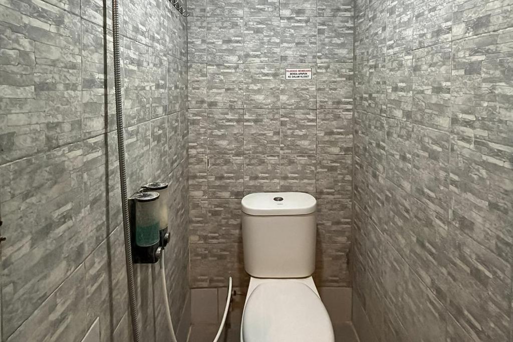 Urbanview Hotel Delima 101 Syariah - Standard Twin Room
