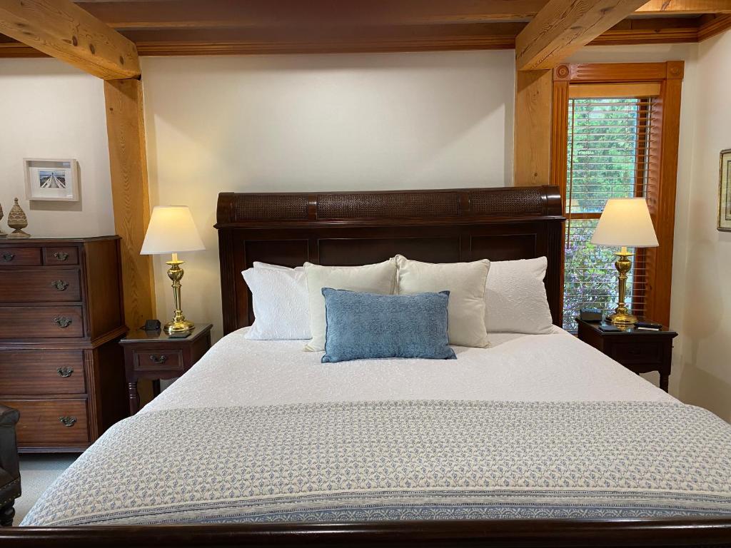 Spouter Inn Bed & Breakfast - Habitación King Con Vistas Al Mar