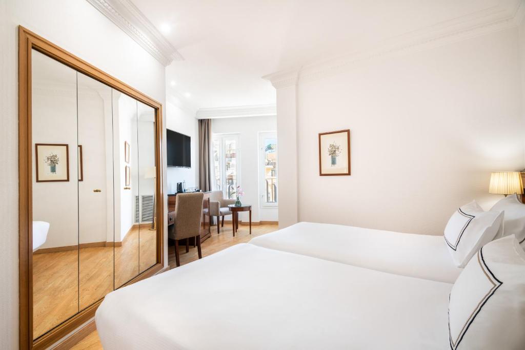 Melia Plaza Valencia - Resim 42