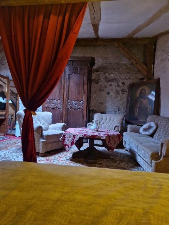 Pałac Gorzanów - Quarto Familiar