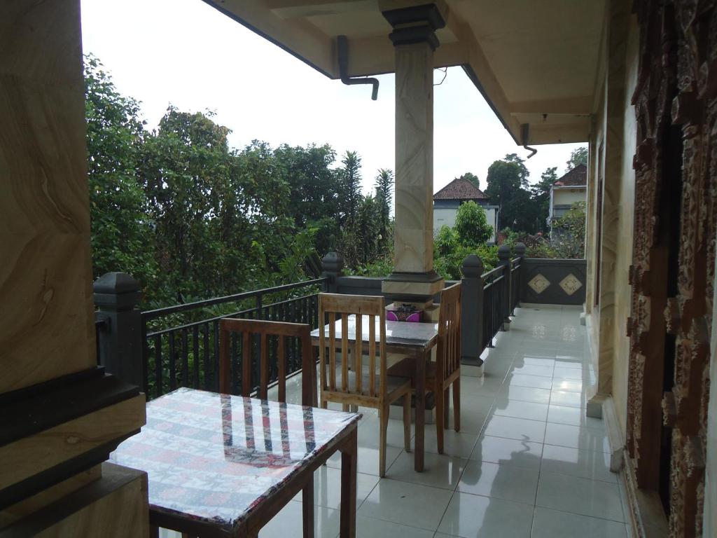 Balkón nebo terasa v ubytování Kenari House