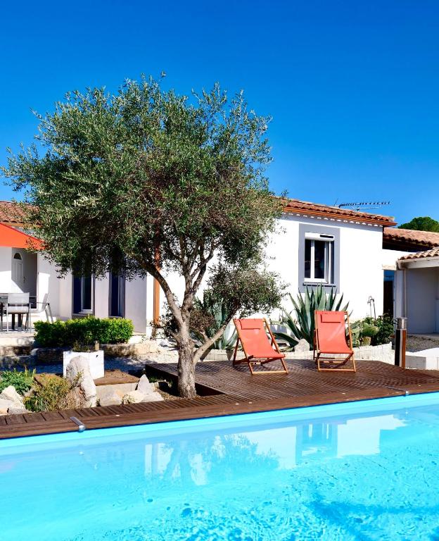 Photo de la galerie de l'établissement La Vi A Bel : Villa 4* aux inspirations méditerranéennes, à Cournonterral