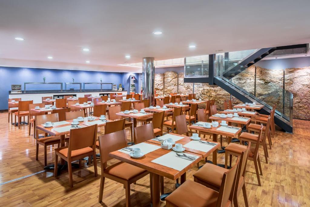 Restaurace v ubytování Hotel Jerez Centro