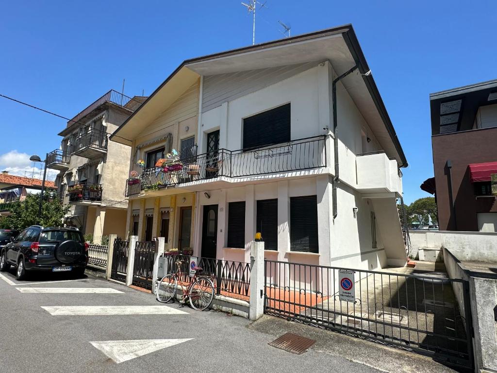 The building in which Az apartmant is located
