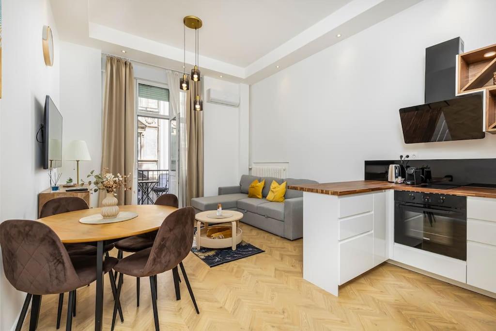 Venus Apartments - Akacfa III 1072 Budapest, 7 Akácfa utca kép - 1