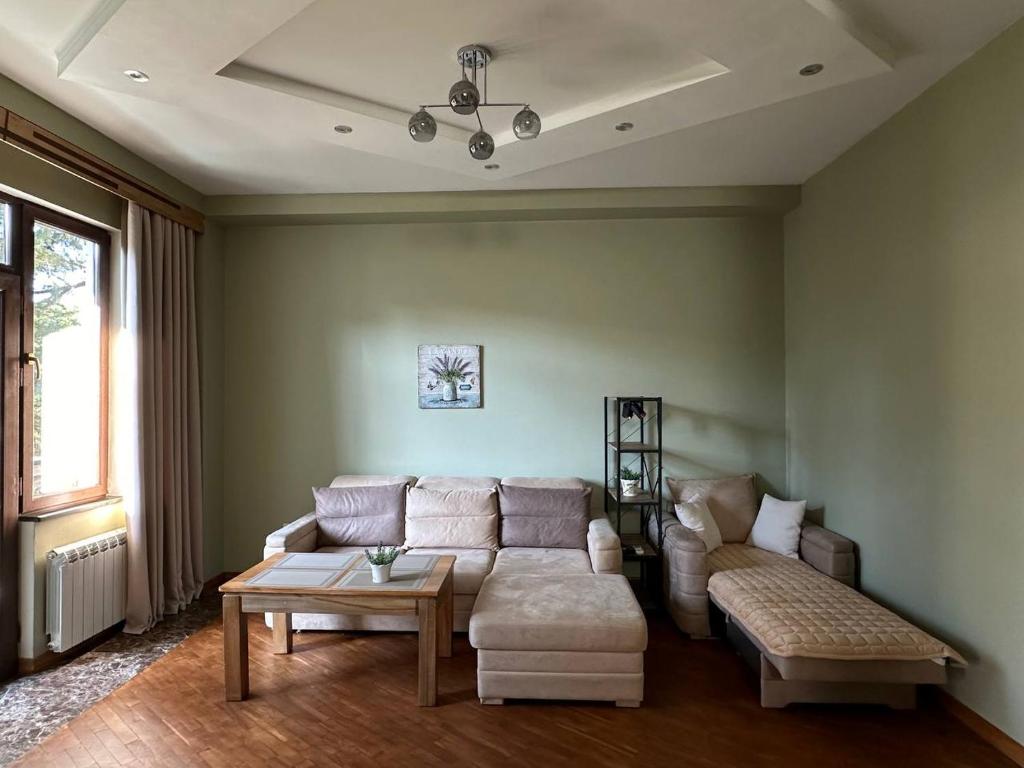 لابی و فضای عمومی Lavande apartament - تصویر ۵