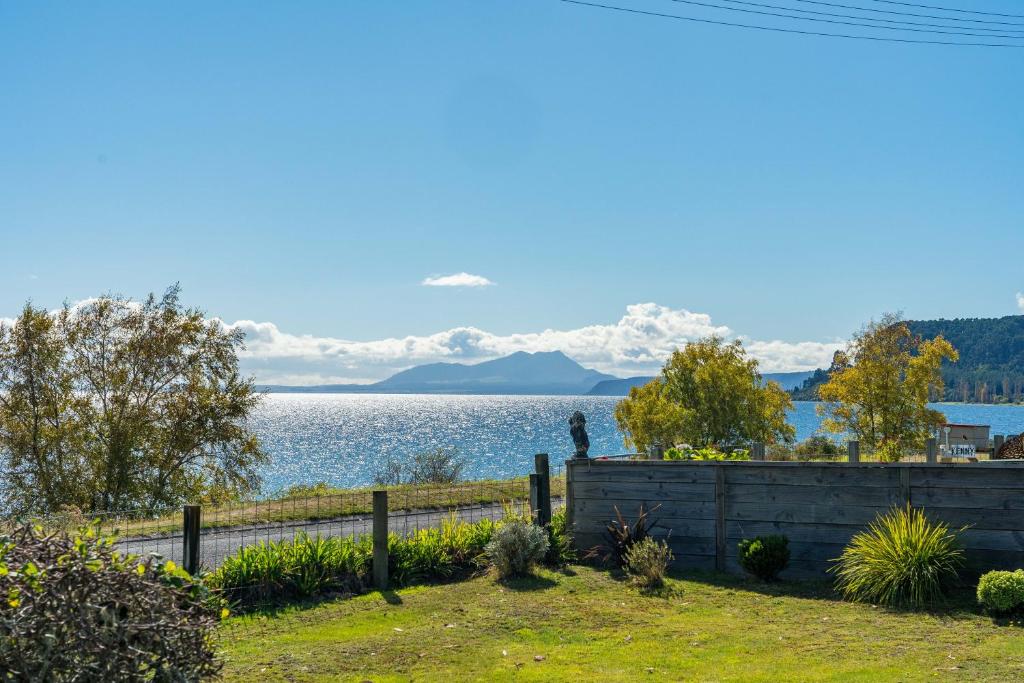 Lakeview Scope - Tauranga Taupo Retreat, Kuratau (updated prices 2025)